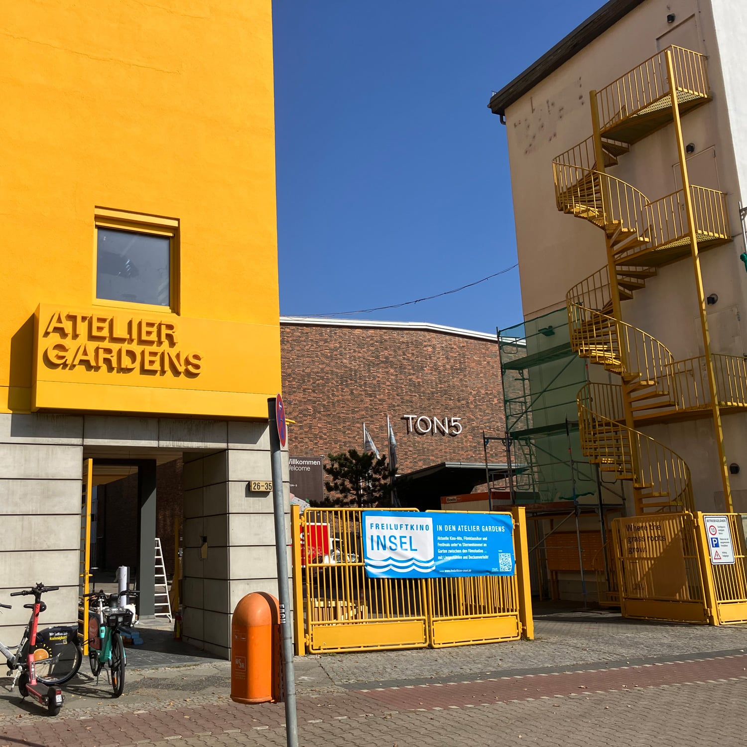 Büro der wirBERLIN gGmbH bei Atelier Gardens